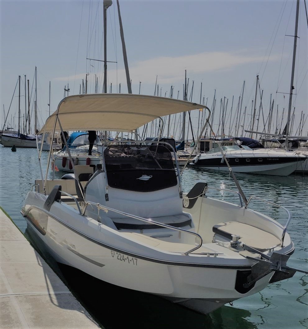 Donde-alquilar-barco-torrevieja-flyer