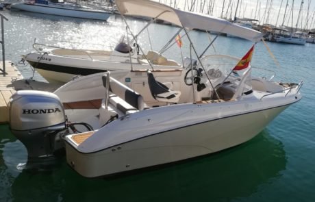 alquilar-lancha-torrevieja-commander-460x295
