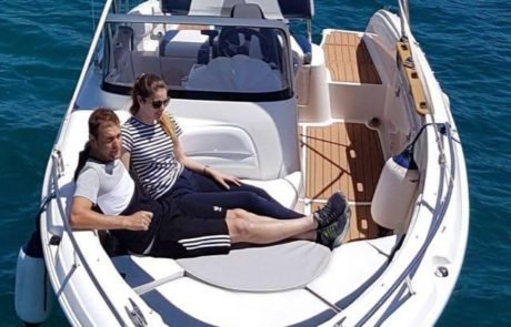 alquiler-barco-viajar-torrevieja-commander-460x295