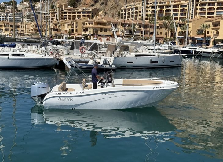 alquiler-barcos-altea-allegra-11-730x530